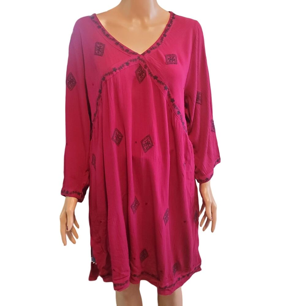 NEW ULLA POPKEN Size 16 PLUS Berry Pink 3/4 Sleeve Sheer Tunic Black Embroidery